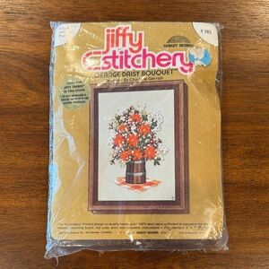 Vintage Jiffy Stitchery Kit (1975) — Orange Daisy Bouquet